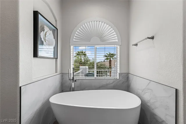 $3,750 | 275 Spectacular Street, Henderson, NV 89052