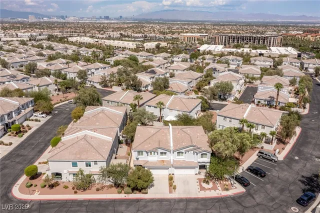 $3,750 | 275 Spectacular Street, Henderson, NV 89052