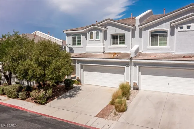 $3,750 | 275 Spectacular Street, Henderson, NV 89052