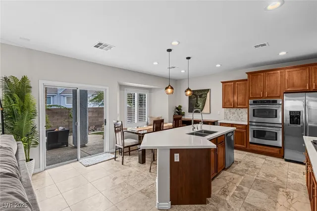 $3,750 | 275 Spectacular Street, Henderson, NV 89052