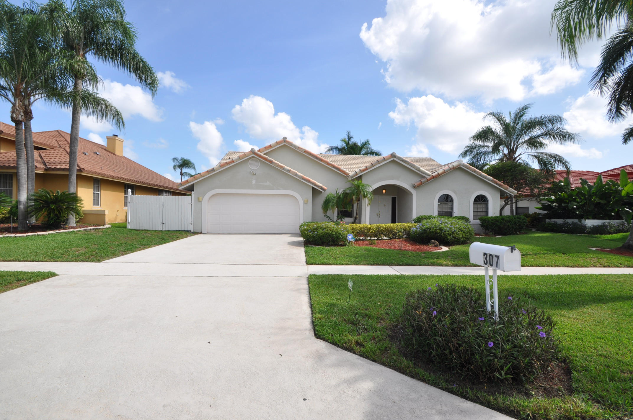 307 Seneca Lane Boca Raton, FL 33487 - Photo 1 of 26 DSC_0619