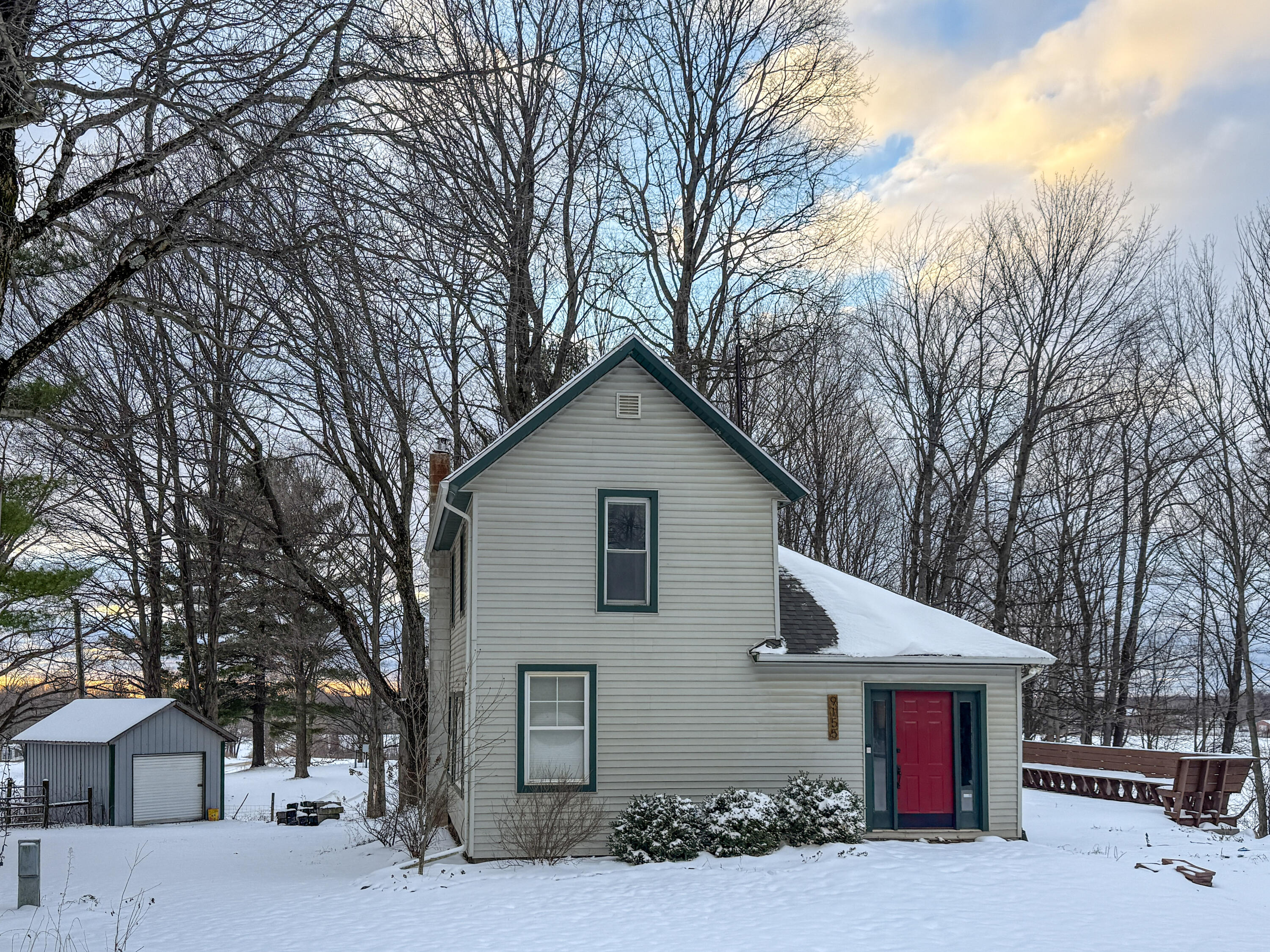 9155 Cushing Road Dowagiac, MI 49047 - Photo 27 of 28 Exterior - Front