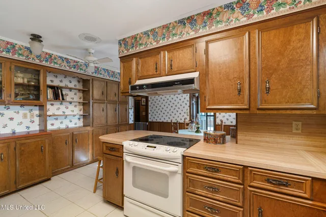 $419,900 | 307 Salem School Road, Collins, MS 39428