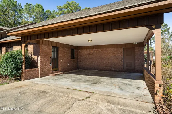 $369,500 | 307 Salem School Road, Collins, MS 39428
