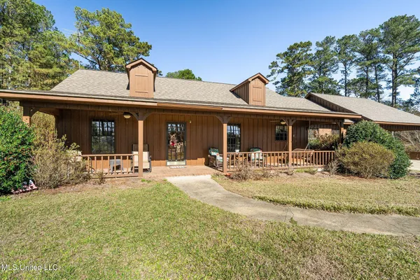 $369,500 | 307 Salem School Road, Collins, MS 39428