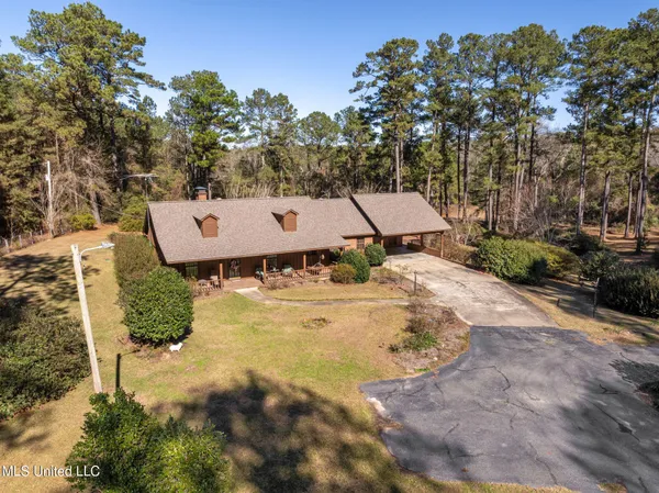 $369,500 | 307 Salem School Road, Collins, MS 39428
