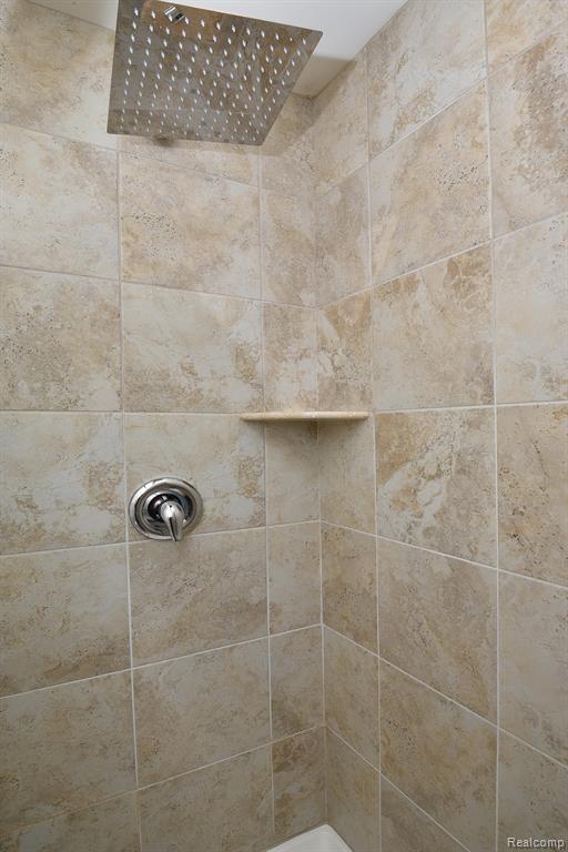 2888 Glenbar Circle Rochester, MI 48307 - Photo 24 of 38