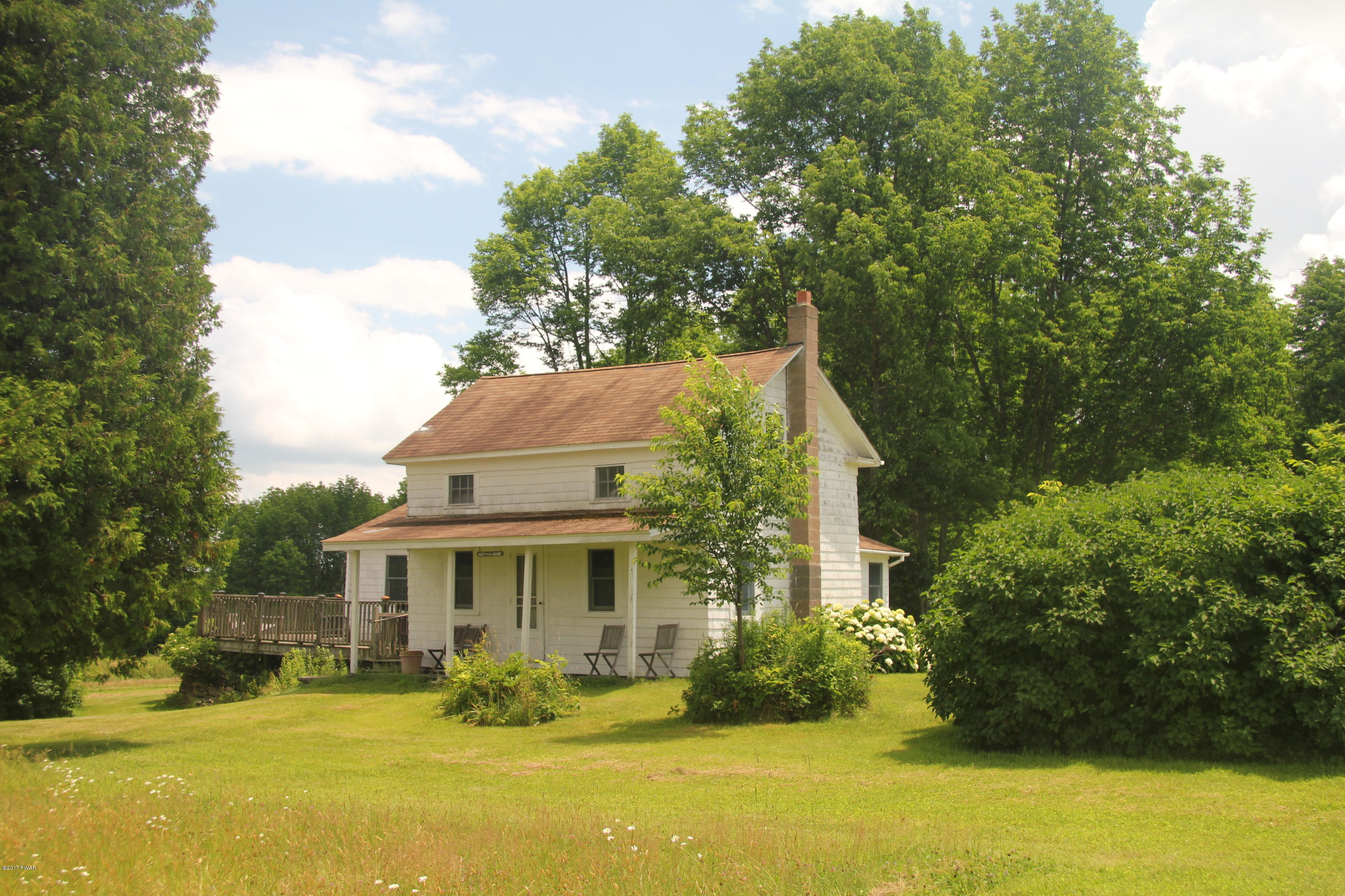 162 Rodenburg Road Equinunk, PA 18417 - Photo 4 of 31