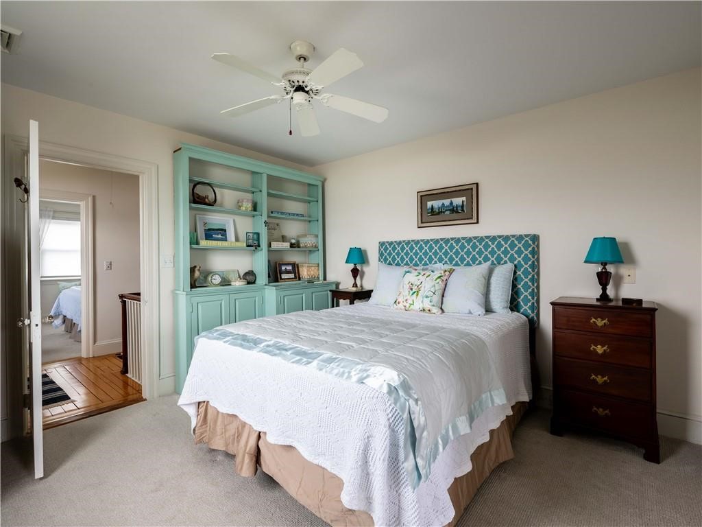 132 Memorial Boulevard Newport, RI 02840 - Photo 14 of 17