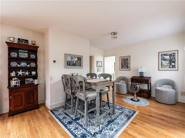 $15,000 | 132 Memorial Boulevard, Newport, RI 02840