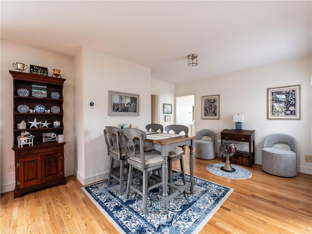 132 Memorial Boulevard Newport, RI 02840 - Photo 9 of 17