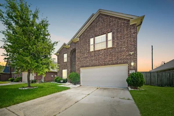 $2,850 | 15223 Paxton Landing Lane, Cypress, TX 77433