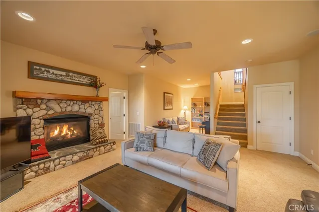 $3,700 | 173 Grizzly Road, Lake Arrowhead, CA 92352