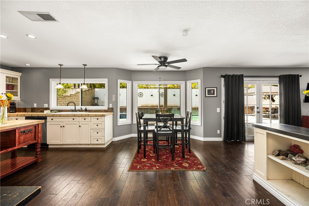 1336 Old Trail Drive Corona, CA 92882 - Photo 12 of 45