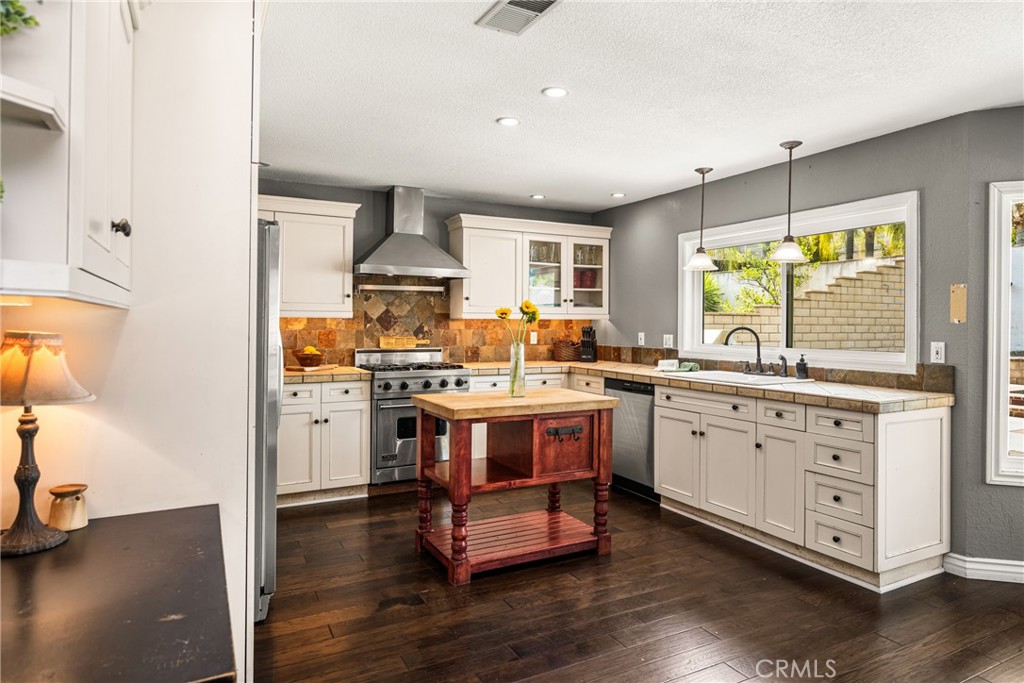 1336 Old Trail Drive Corona, CA 92882 - Photo 22 of 45