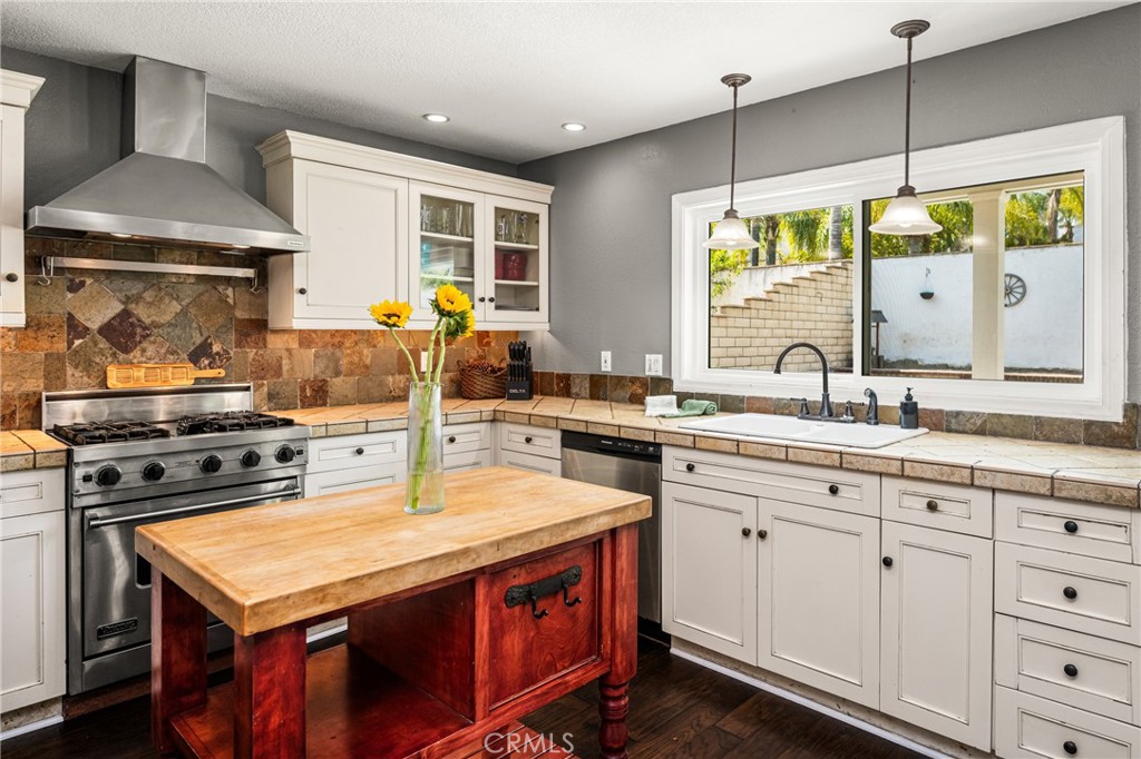 1336 Old Trail Drive Corona, CA 92882 - Photo 23 of 45