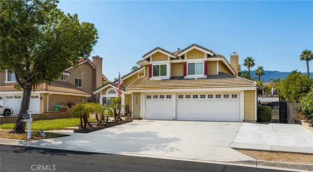 $889,900 | 1336 Old Trail Drive, Corona, CA 92882