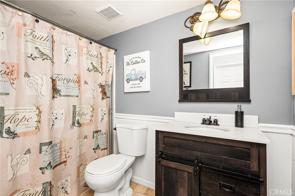 1336 Old Trail Drive Corona, CA 92882 - Photo 33 of 45