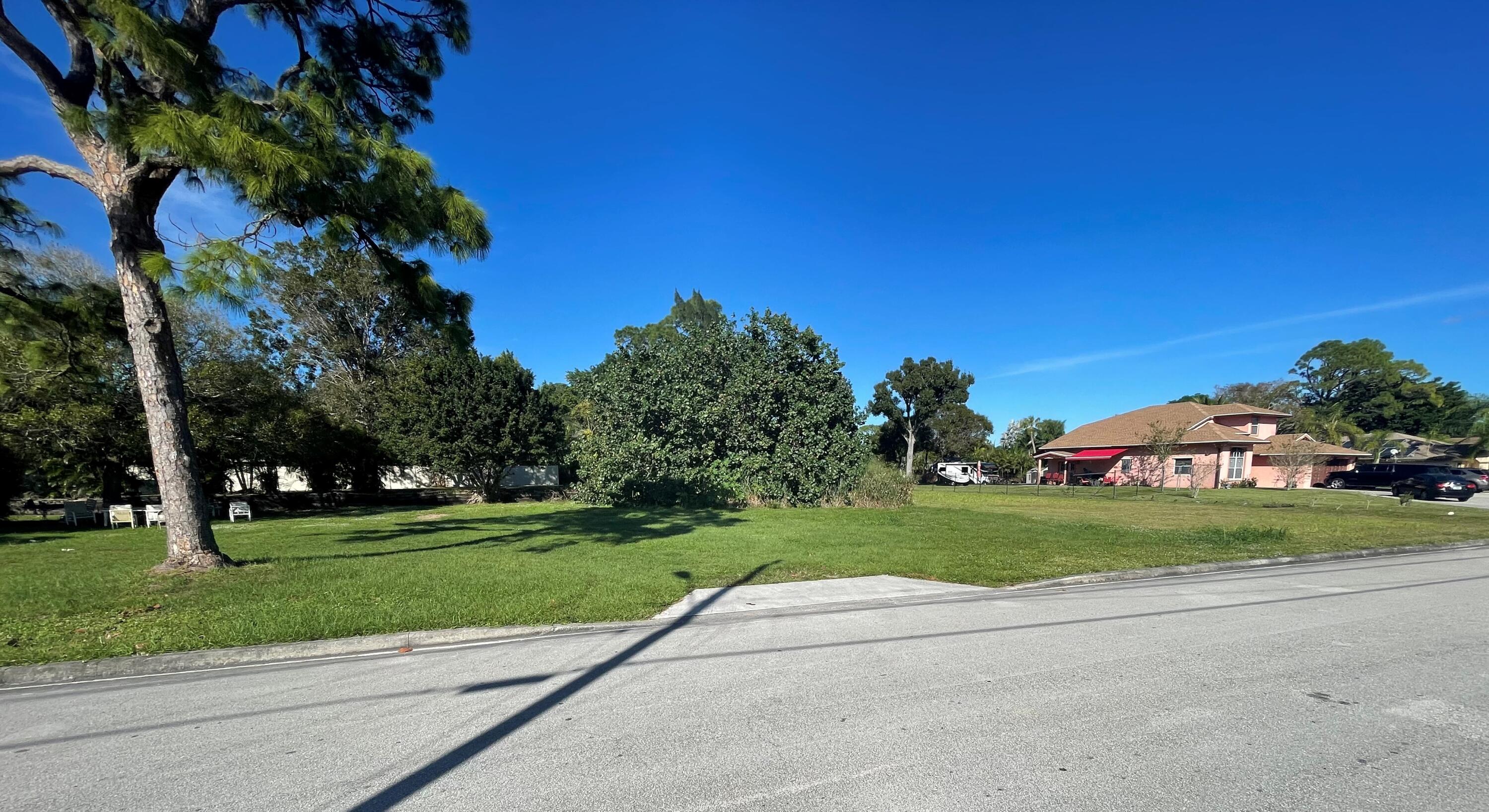 6967 3rd Street Jupiter, FL 33458 - Photo 1 of 8 IMG_1367