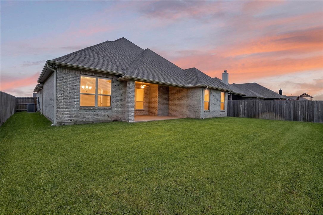 2902 Spector Drive Bryan, TX 77808 - Photo 38 of 40