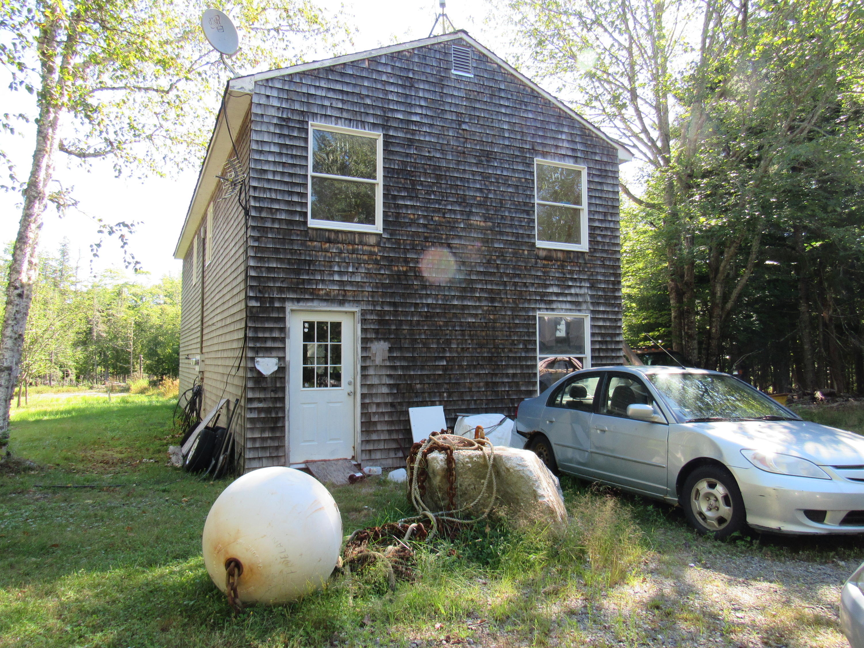 21 Stolt Road Lamoine, ME 04605 - Photo 4 of 40 Workshop/apt