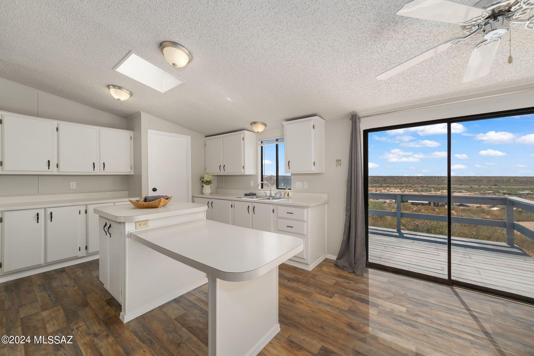 9520 South Spider Rock Road Vail, AZ 85641 - Photo 26 of 37 Gallery Image 26