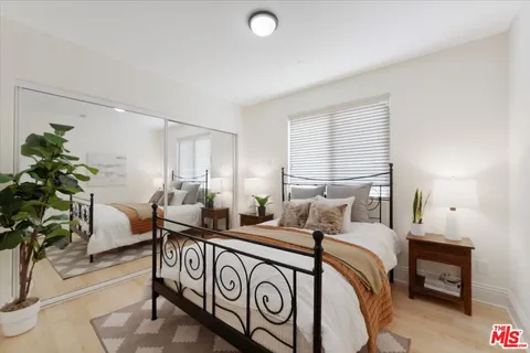 $735,000 | 147 North Berendo Street, Unit 202, Los Angeles, CA 90004