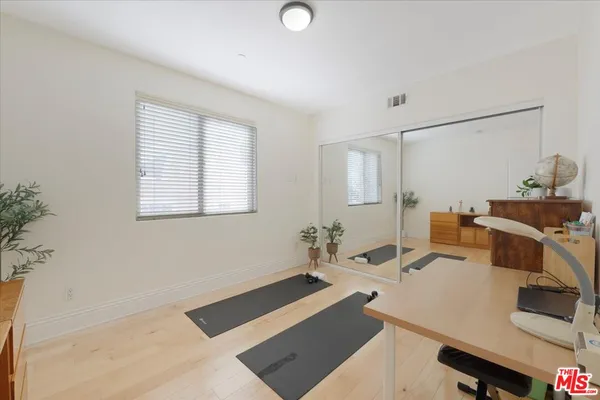 $735,000 | 147 North Berendo Street, Unit 202, Los Angeles, CA 90004