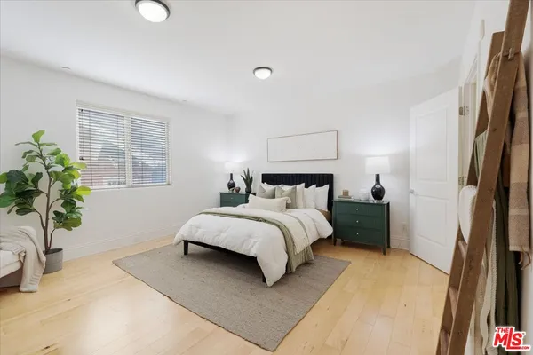 $735,000 | 147 North Berendo Street, Unit 202, Los Angeles, CA 90004