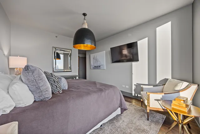 $1,399,900 | 60 East Monroe Street, Unit 5802, Chicago, IL 60603