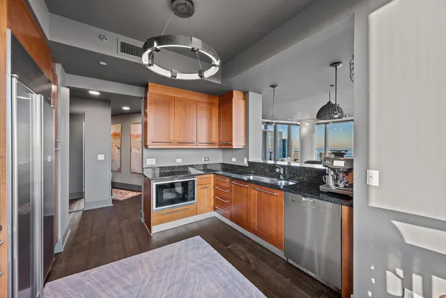 $1,399,900 | 60 East Monroe Street, Unit 5802, Chicago, IL 60603