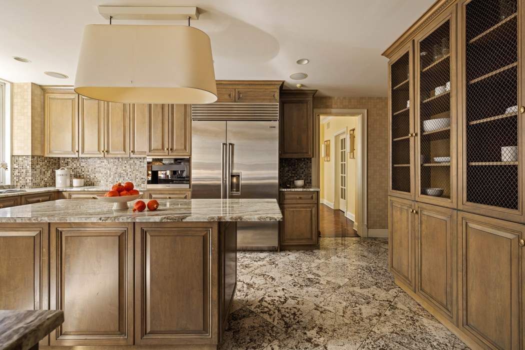 21 East 87th Street, Unit 2AB Manhattan, NY 10128 - Photo 9 of 21