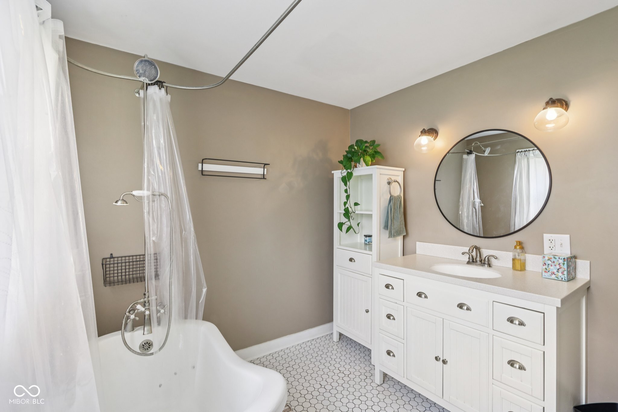 1332 Rocky Ford Road Columbus, IN 47203 - Photo 26 of 43 Gallery Image 26