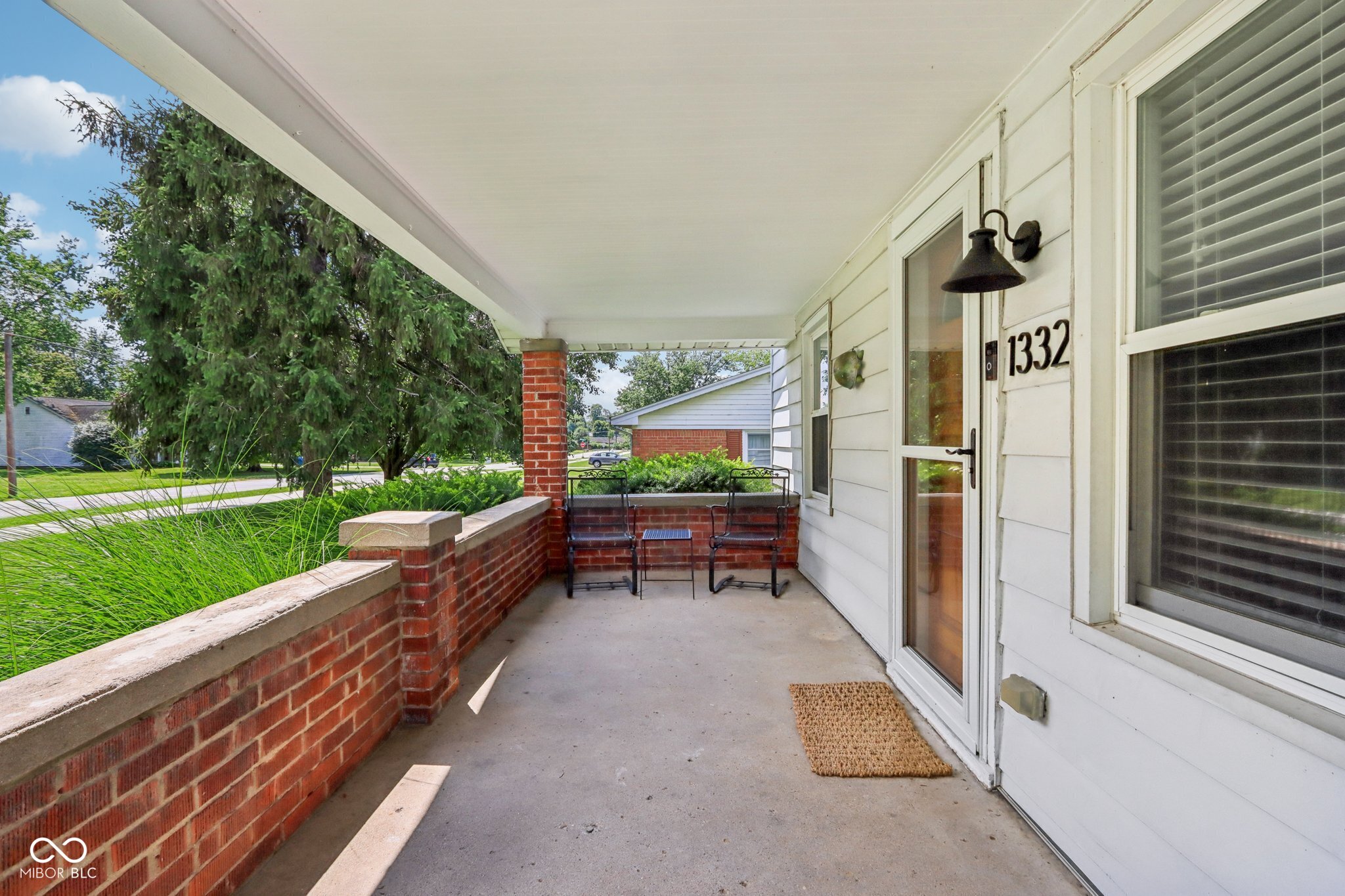 1332 Rocky Ford Road Columbus, IN 47203 - Photo 6 of 43 Gallery Image 6