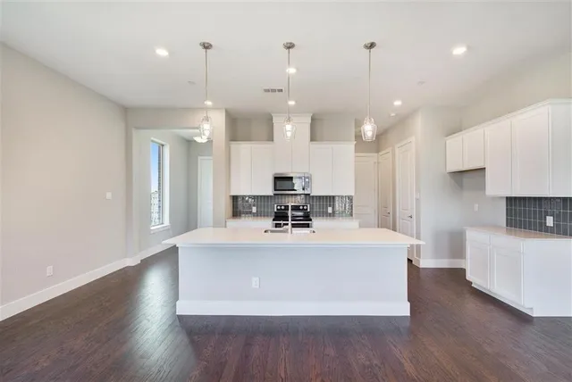 $3,000 | 1050 Maverick Drive, Allen, TX 75013