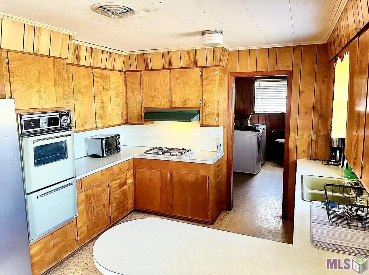 572 Hospital Drive Raceland, LA 70394 - Photo 3 of 8 Gallery Image 3