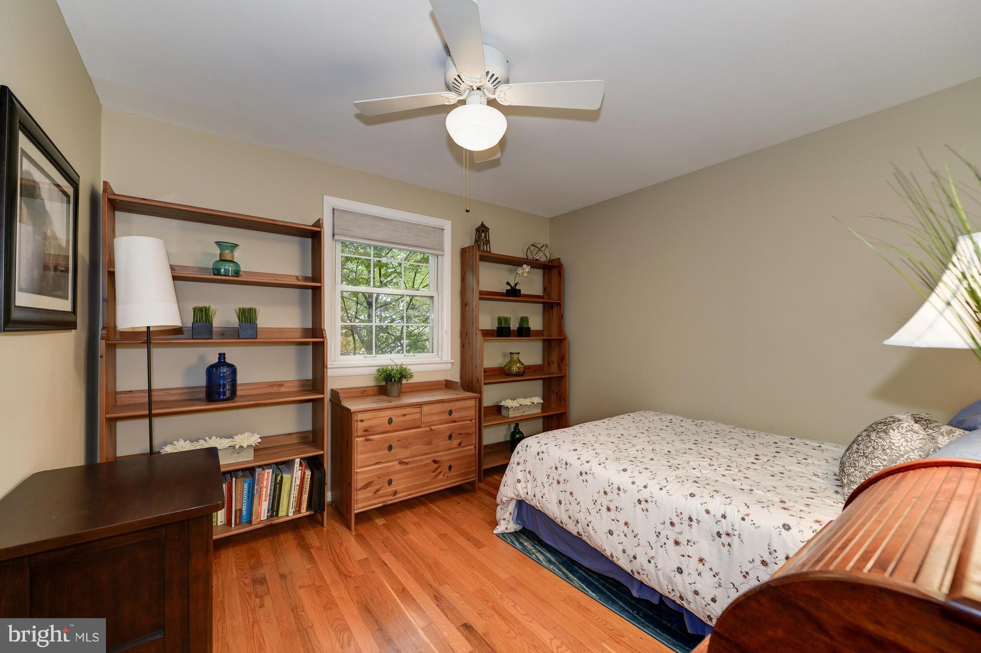 703 Tapawingo Road Southwest Vienna, VA 22180 - Photo 18 of 29 Bedroom