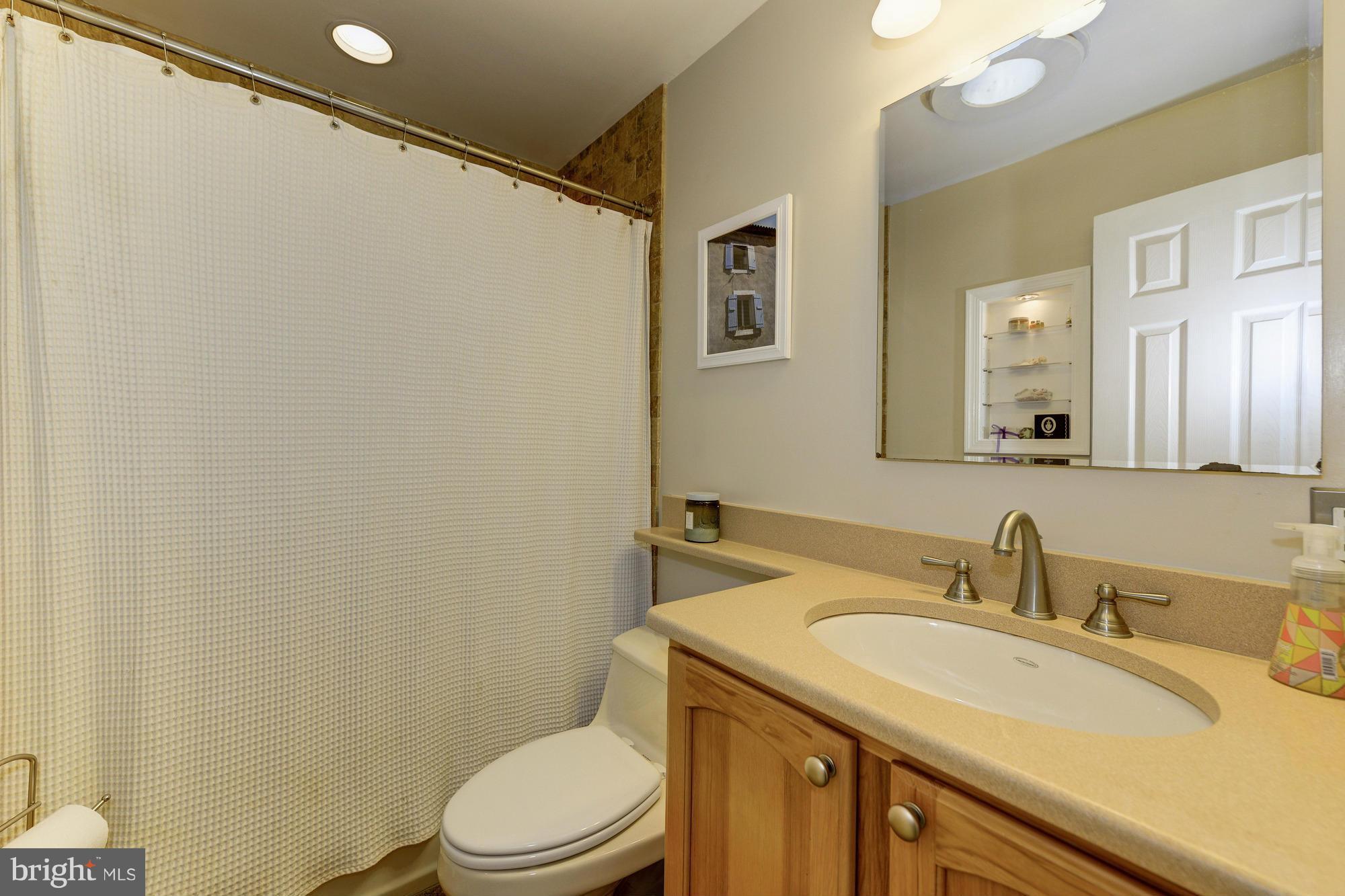 703 Tapawingo Road Southwest Vienna, VA 22180 - Photo 20 of 29 Bath