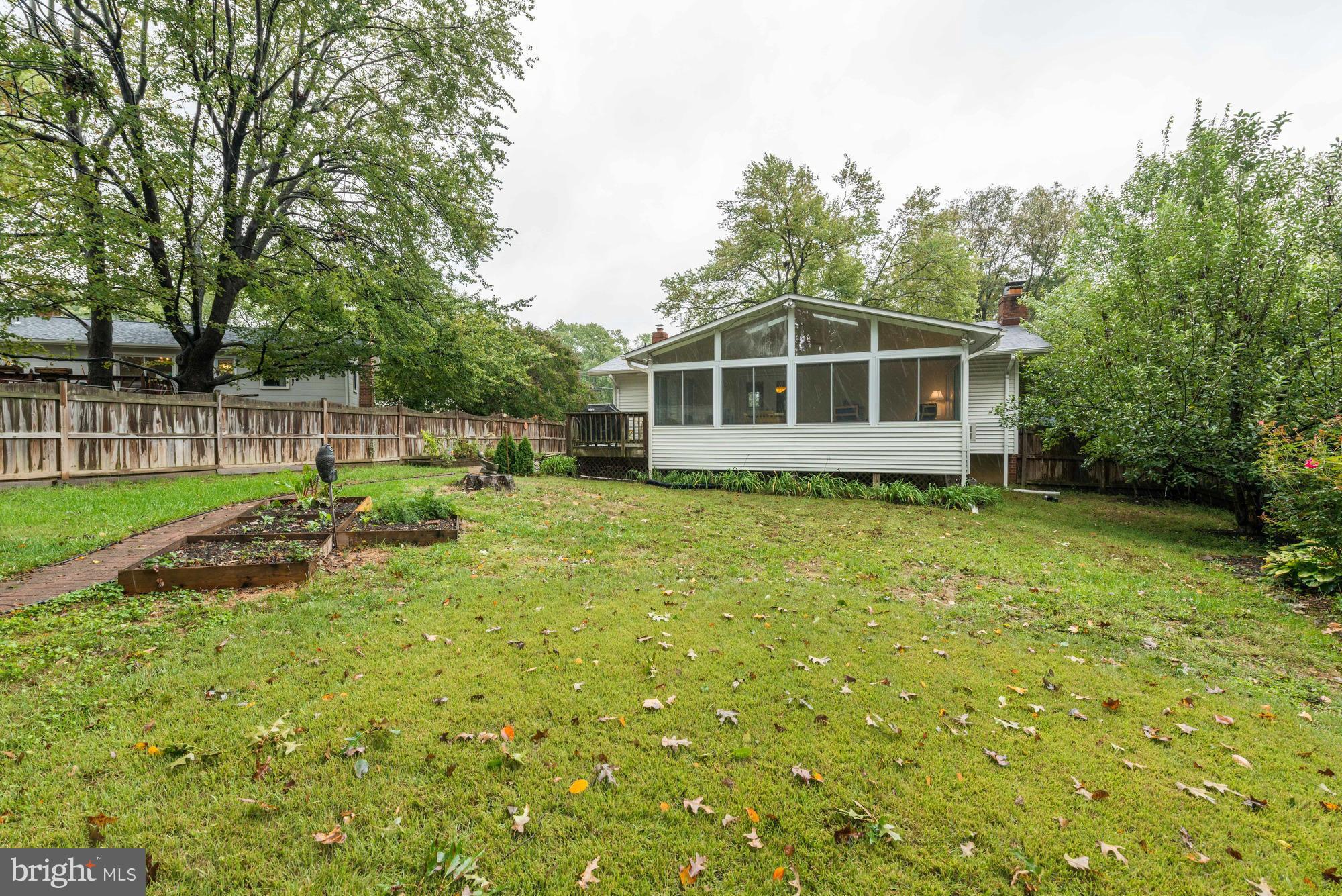 703 Tapawingo Road Southwest Vienna, VA 22180 - Photo 29 of 29 Exterior (Rear)