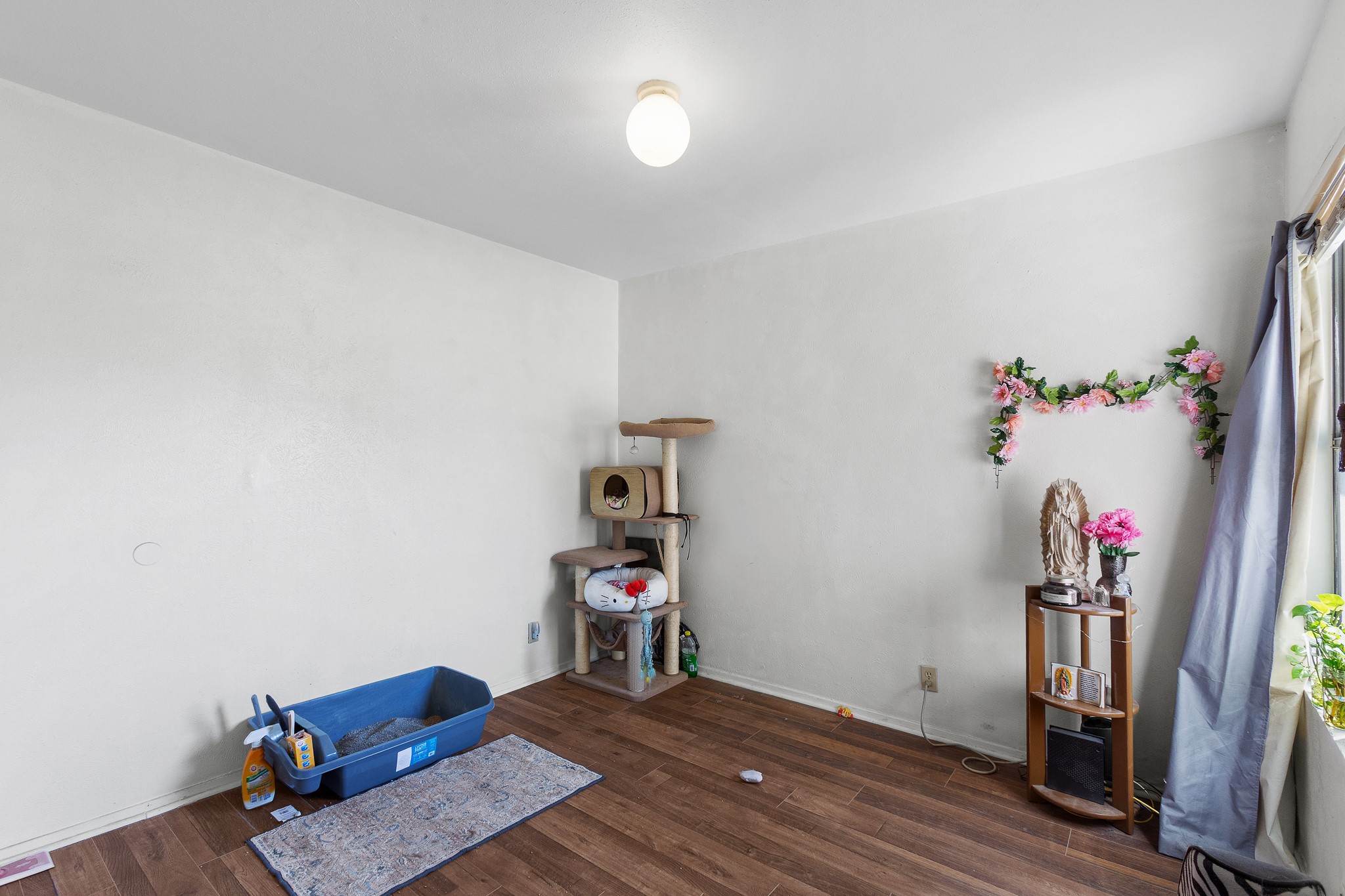 606 Misty Morning Way, Unit A AND B Round Rock, TX 78664 - Photo 18 of 22 Unfurnished room with dark wood-type flooring and baseboards