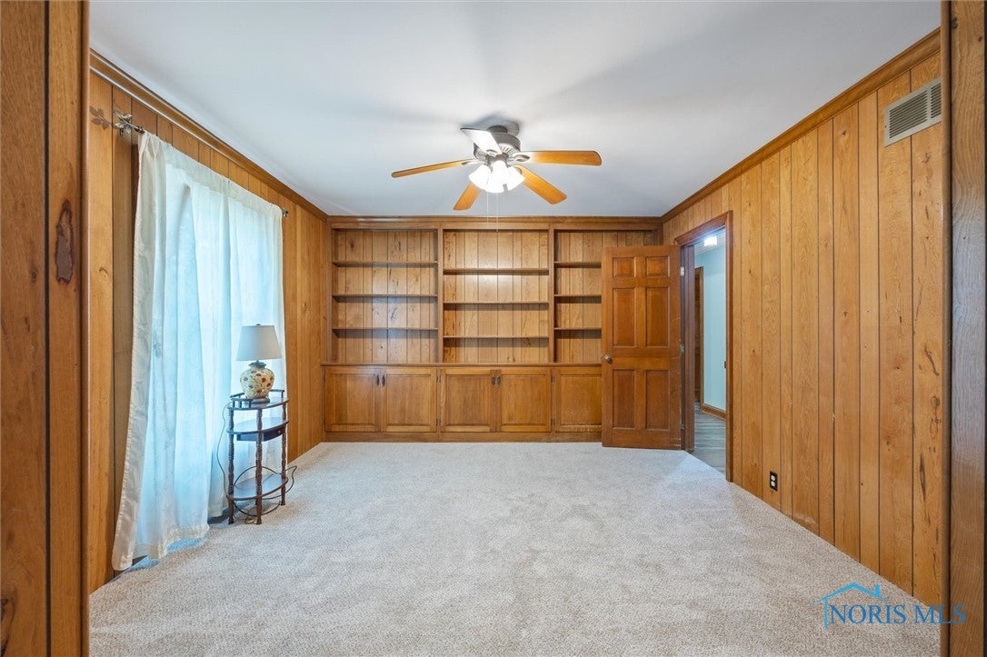 3191 Gwilym Road Fostoria, OH 44830 - Photo 2 of 20 Gallery Image 2