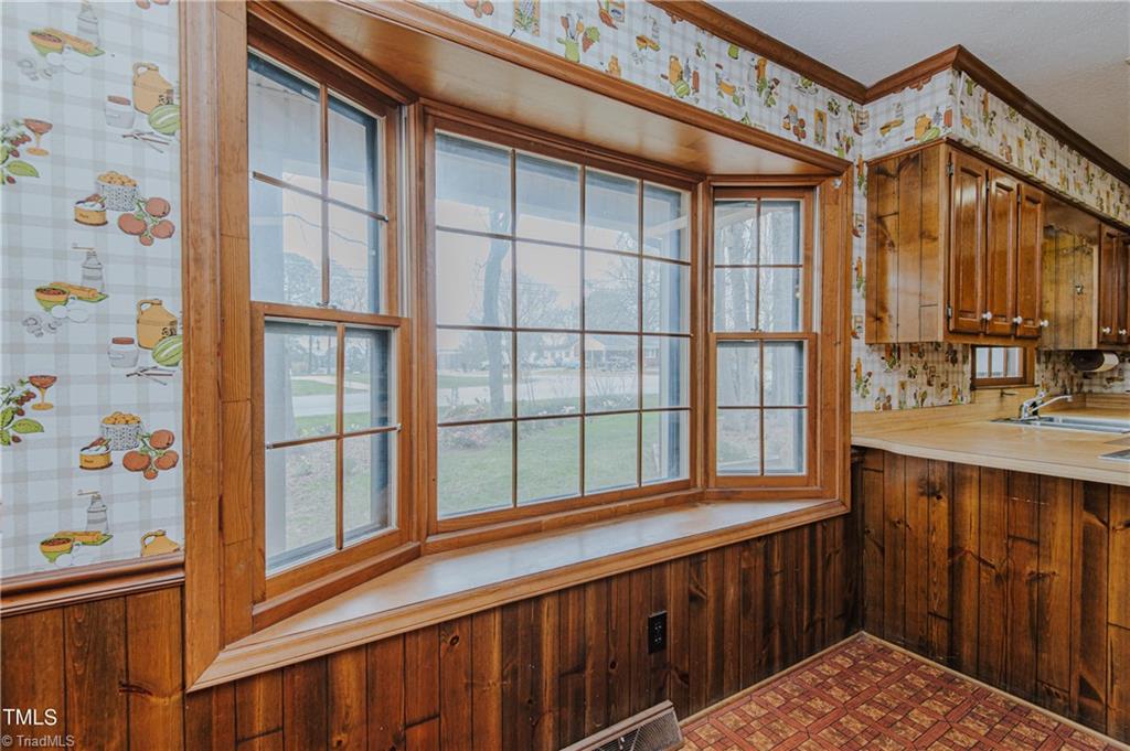 612 Sellars Mill Road Burlington, NC 27217 - Photo 11 of 49 Gallery Image 11