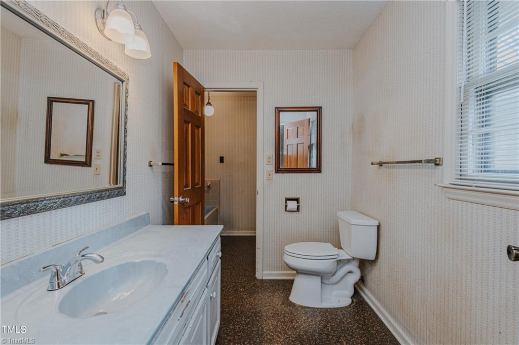 612 Sellars Mill Road Burlington, NC 27217 - Photo 32 of 49 Gallery Image 32