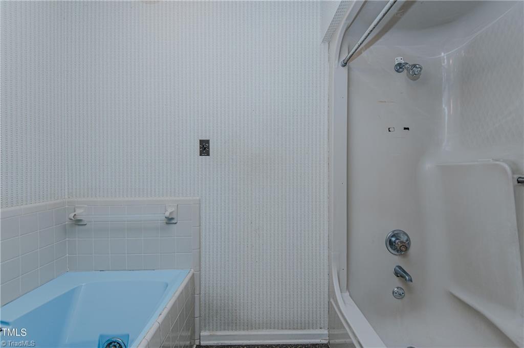 612 Sellars Mill Road Burlington, NC 27217 - Photo 33 of 49 Gallery Image 33