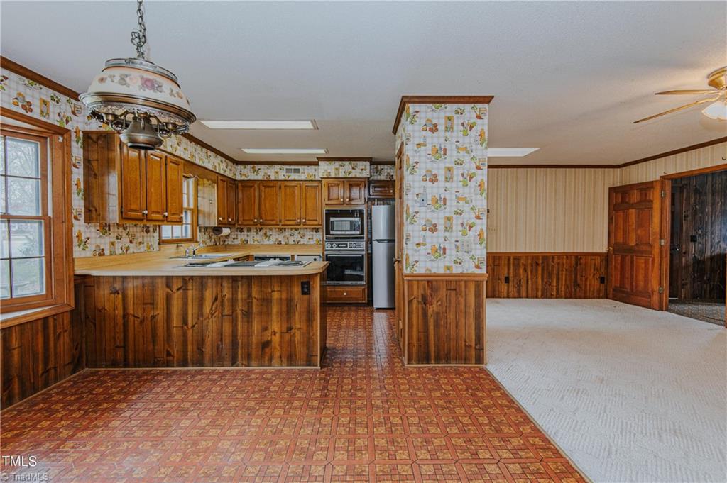 612 Sellars Mill Road Burlington, NC 27217 - Photo 9 of 49 Gallery Image 9