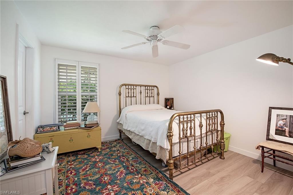 559 Neapolitan Way Naples, FL 34103 - Photo 13 of 15 Gallery Image 13