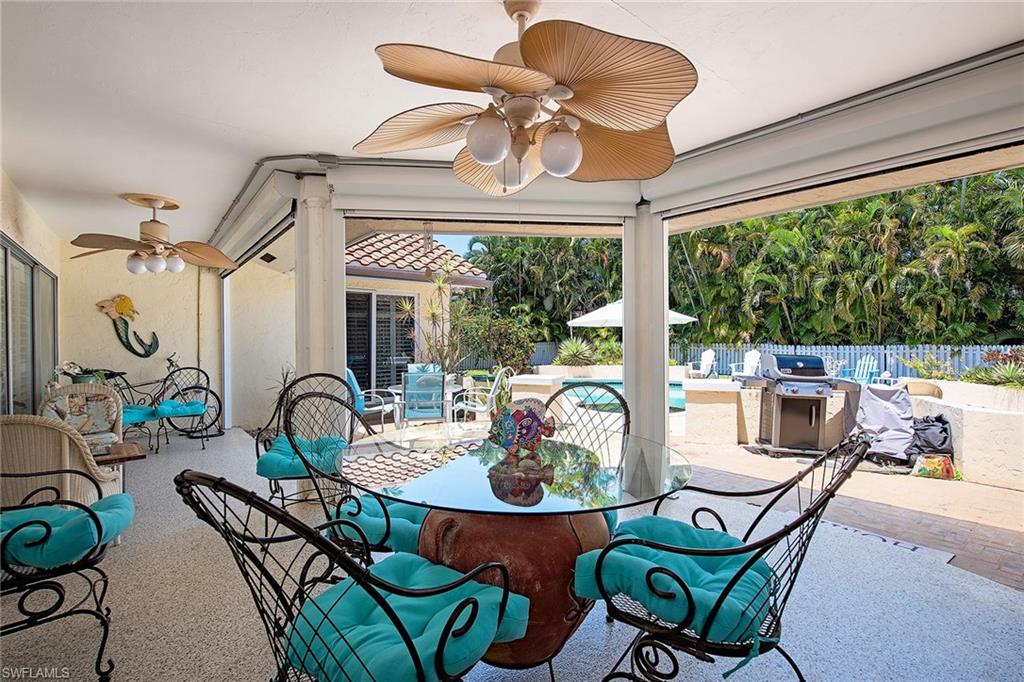 559 Neapolitan Way Naples, FL 34103 - Photo 5 of 15 Gallery Image 5