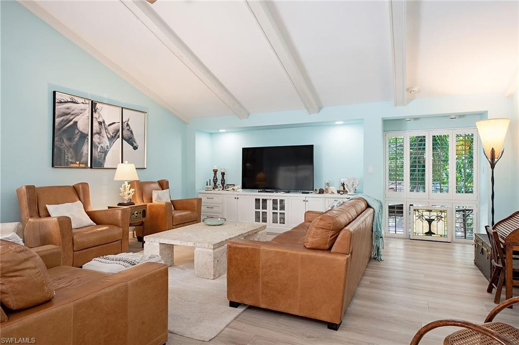 559 Neapolitan Way Naples, FL 34103 - Photo 6 of 15 Gallery Image 6