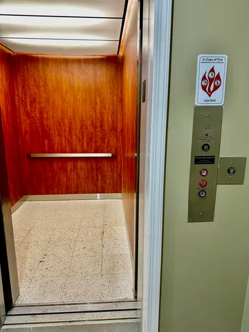 $2,285 | 40 Vroom Street, Unit 1A, Jersey City, NJ 07306