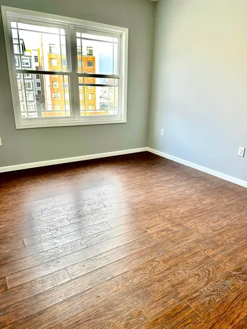$2,285 | 40 Vroom Street, Unit 1A, Jersey City, NJ 07306